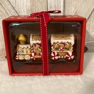 Blue Sky Gingerbread Train Shakers